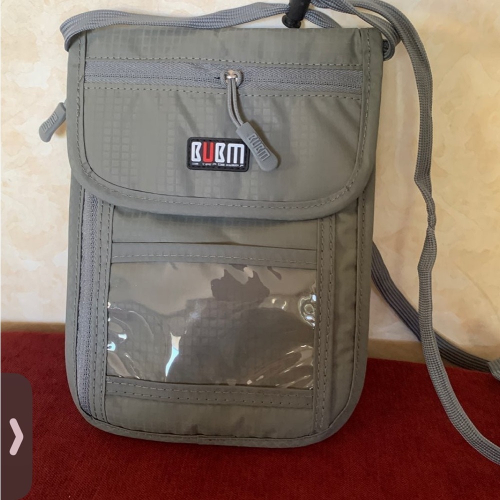 Neck Wallet/RFID Waterproof Pouch - Picture 2 of 9
